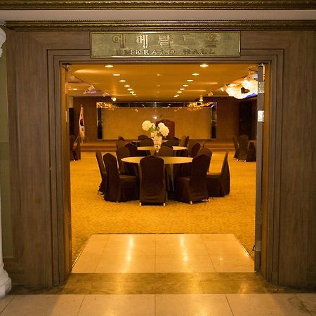 Diamond Tourist Hotel Busan Bagian luar foto