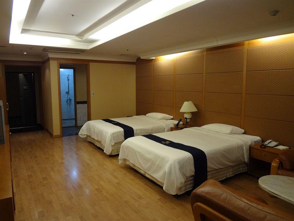 Diamond Tourist Hotel Busan Bagian luar foto
