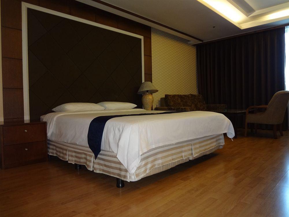 Diamond Tourist Hotel Busan Bagian luar foto